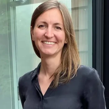 Porträtfoto der Referentin Karoline Habt