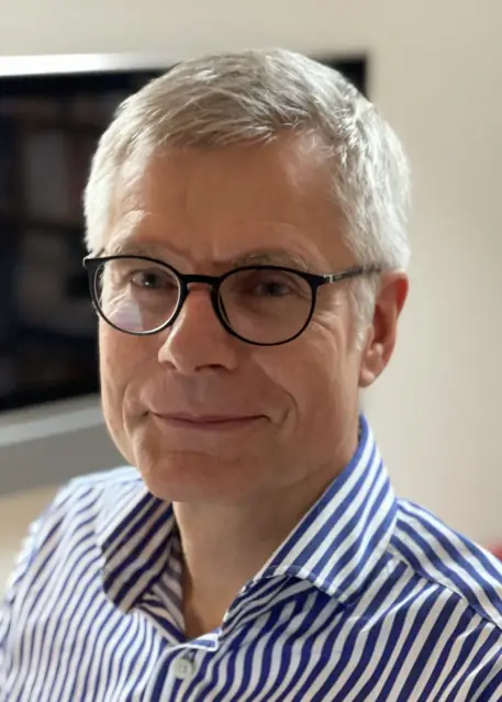 Porträtfoto des Referenten Stefan Horschler